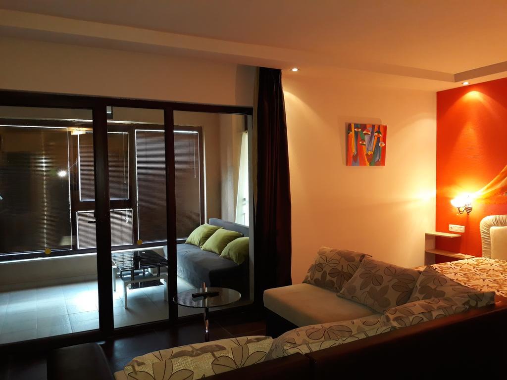 Private Apartments In Hotel Dolce Vita Aranyhomok Kültér fotó
