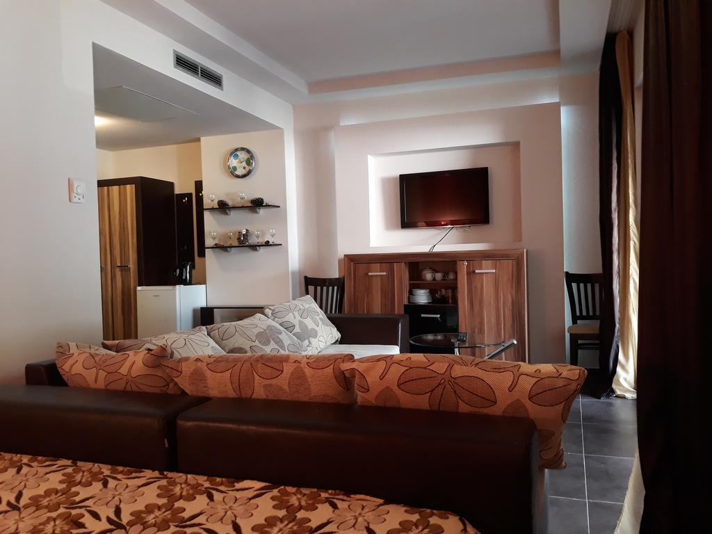 Private Apartments In Hotel Dolce Vita Aranyhomok Kültér fotó